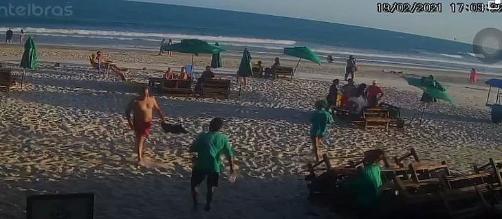 Alagoas: Empresário atira em dono de bar e garçom na Praia do Francês; vídeo