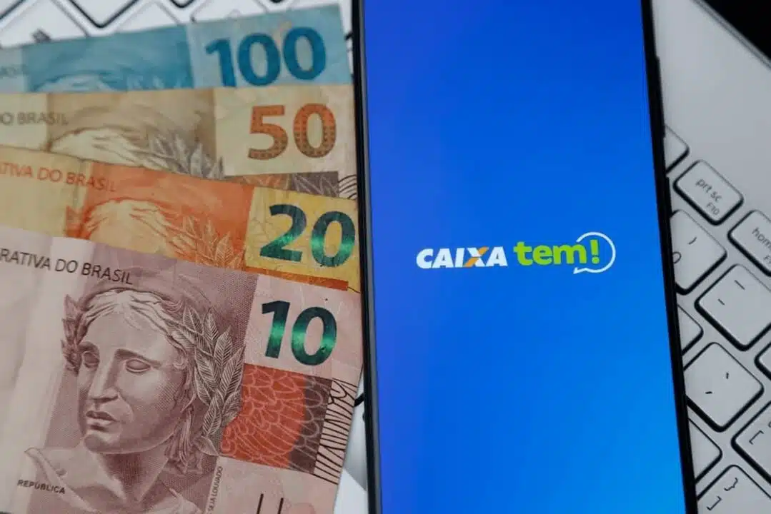Milhares de brasileiros receberão um Pix de R$ 100 no CAIXA Tem em fevereiro; confira quem tem direito