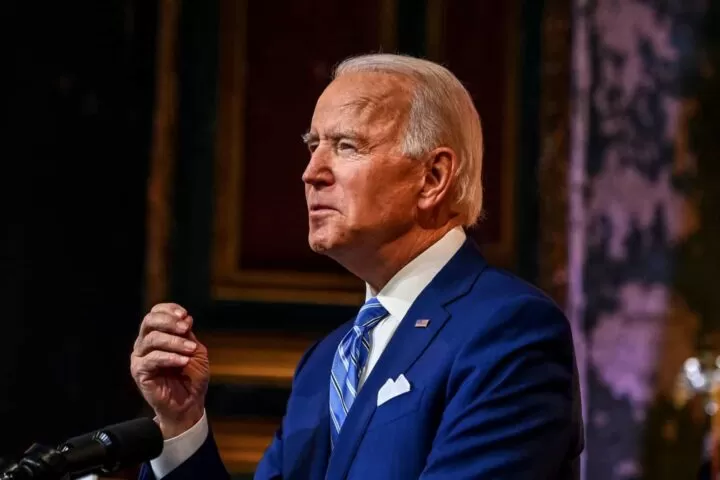 TENSÃO NO MUNDO: Joe Biden promete revide por interferência russa e chama Putin de assassino