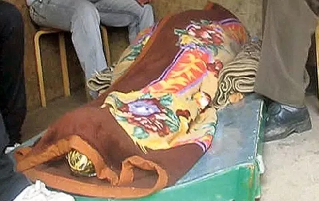 ASSUSTADOR: Mulher morre de ataque cardíaco após acordar no próprio funeral