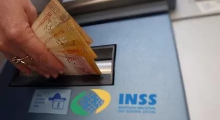 Governo adia até o fim do mês suspensão de benefícios do INSS