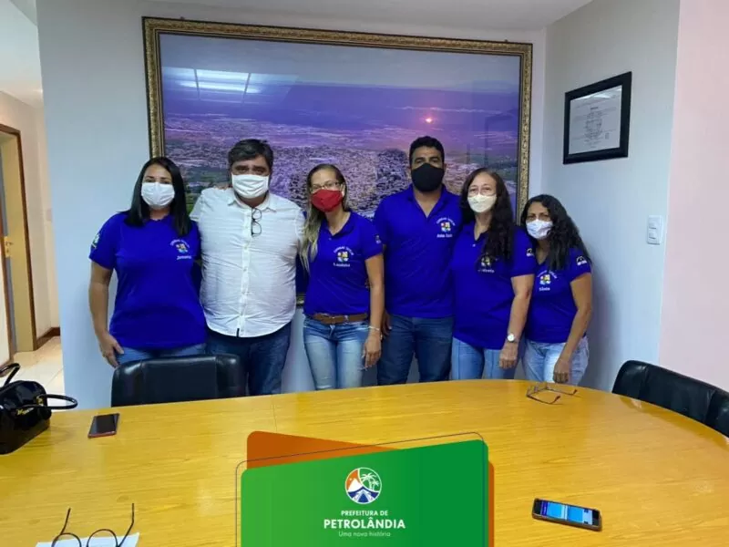 PETROLÂNDIA: Prefeito Fabiano Marques recebe em seu gabinete equipe do Conselho Tutelar