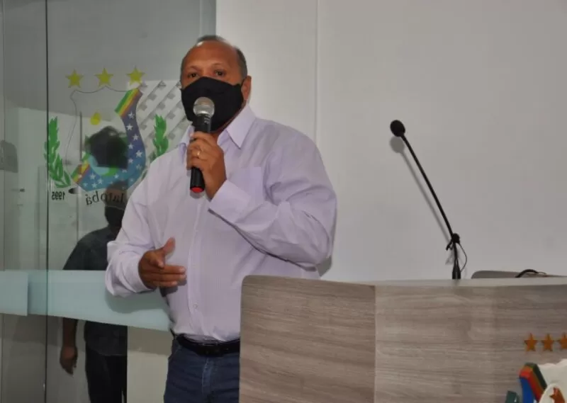 JATOBÁ: Vereador Toinho de Valú solicita que seja providenciada a pavimentação em paralelepípedo na Rua Paudalho