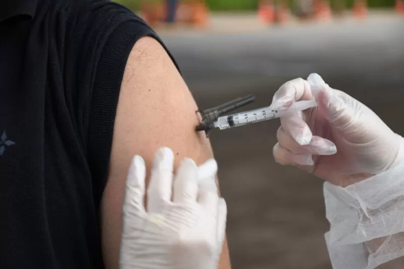 ENTENDA: Vacinados contra gripe são mais resistentes à Covid-19? Saiba