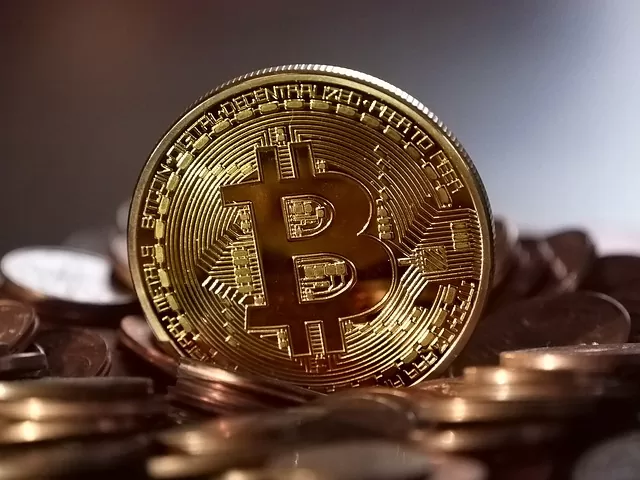 Bitcoin chega a desabar mais de 20% e fica abaixo de US$ 40 mil pela primeira vez em 3 meses