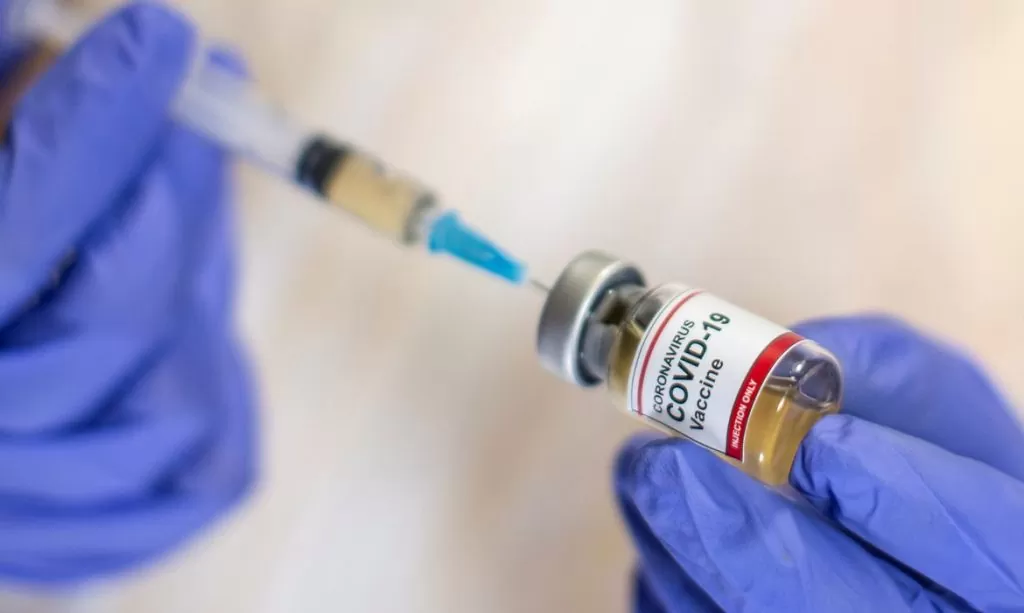 Conheça 22 doenças que dão direito à vacina contra a covid-19