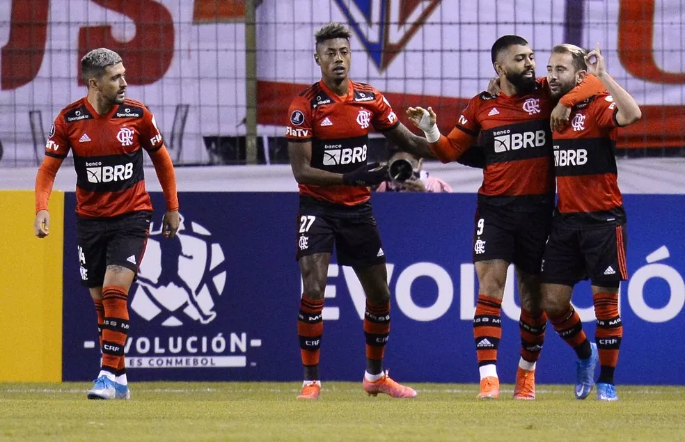 Flamengo supera altitude e dispara na Libertadores da América
