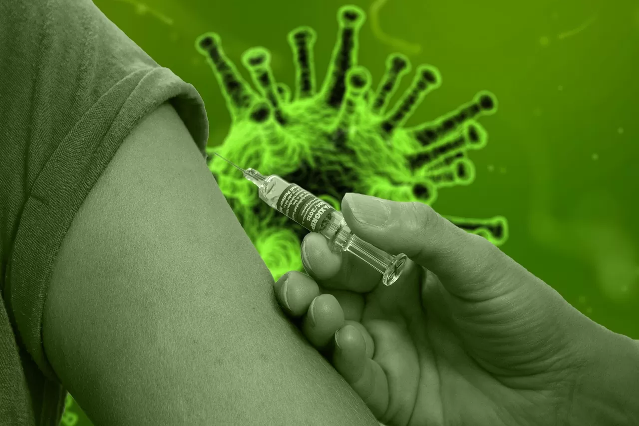Saiba quanto tempo seu corpo fica imune após vacina contra a Covid-19