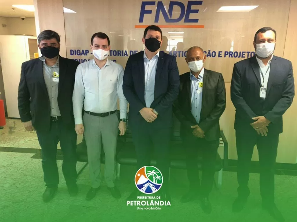 PETROLÂNDIA:  Prefeito Fabiano Marques e o vice Rogério Novaes, estão em Brasília buscando recursos para o município
