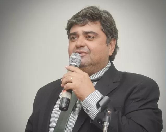 PETROLÂNDIA: Prefeito Fabiano Marques assina decreto que proíbe a realização de eventos públicos e privados no município