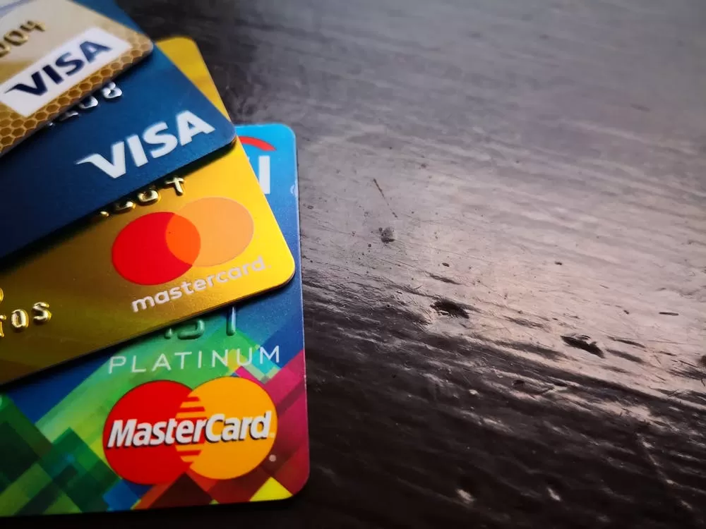 Veja como conseguir cartão de crédito estando com o nome sujo