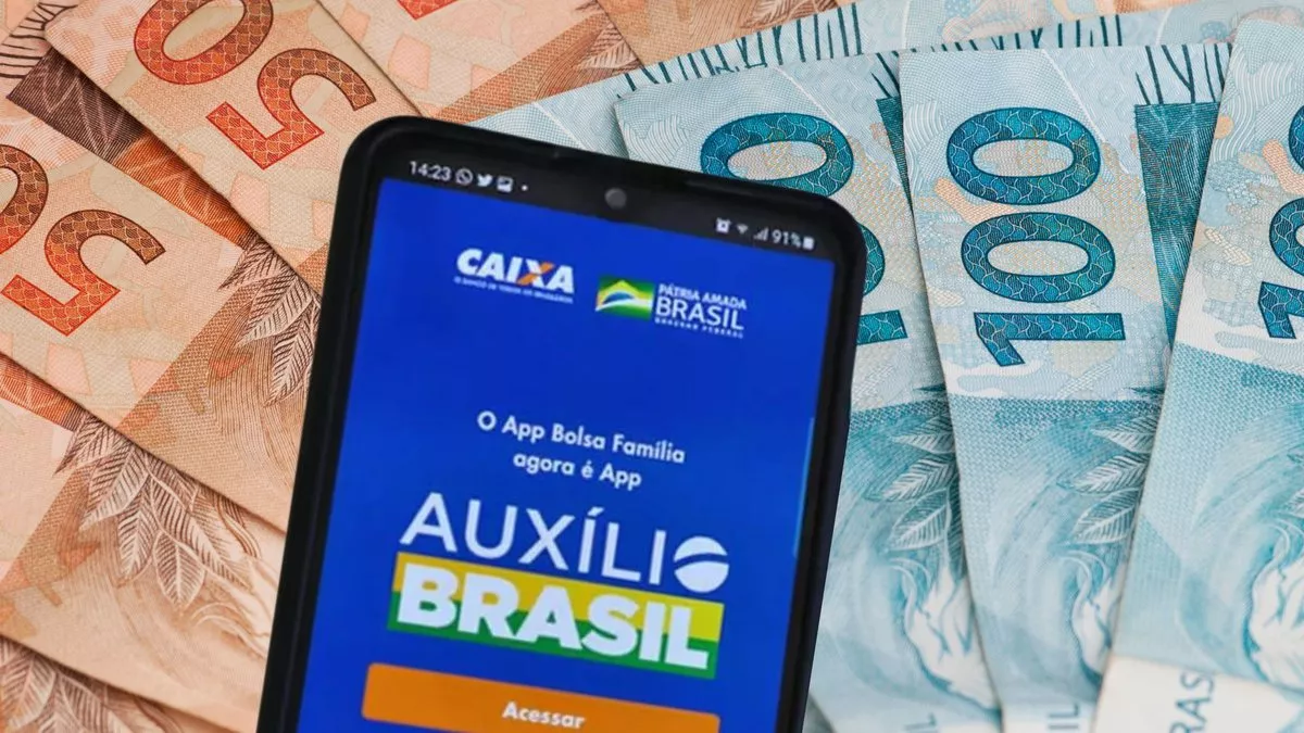 Empréstimo consignado pelo Auxílio Brasil poderá ser renegociado em programa do governo