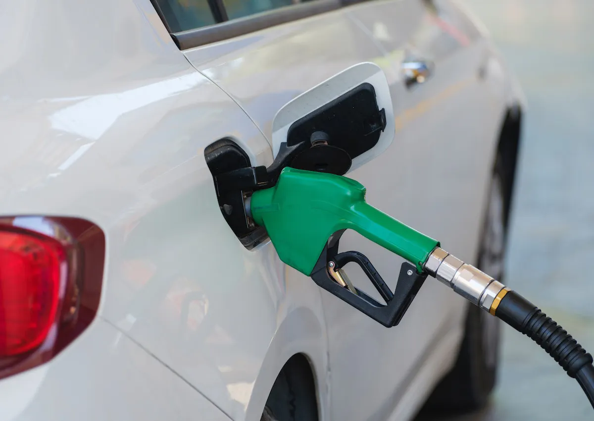 Gasolina será substituída por outro combustível? Governo Lula quer investir R$ 250 bi, saiba mais