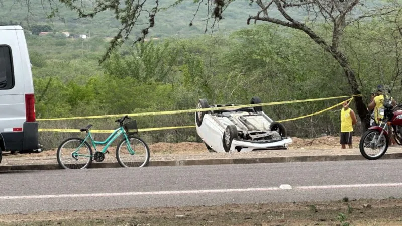 JATOBÁ: Acidente com veículo deixa vítima fatal no Bairro de Itaparica; vídeo e fotos