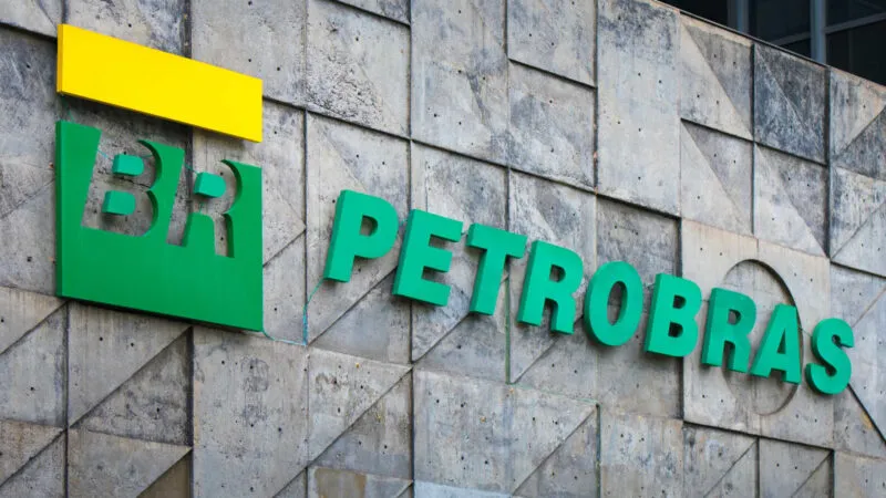 Petrobras (PETR4) Sob Fogo Cruzado: Análise da Semana Agitada